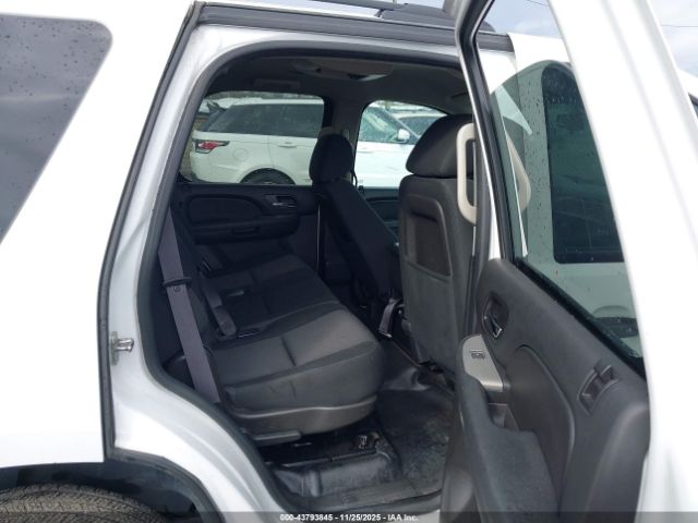 Chevrolet Tahoe Commercial Fleet Image 10