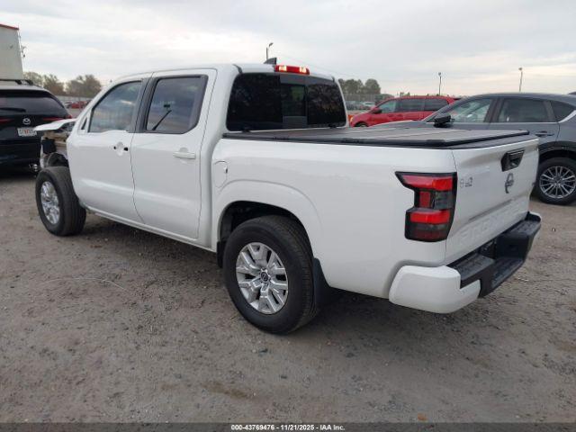 Nissan Frontier Sv 4x2 Image 2