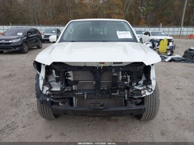 Nissan Frontier Sv 4x2 Image 14