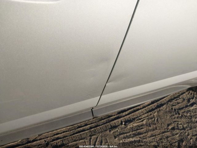 Chevrolet Equinox Lt Image 15