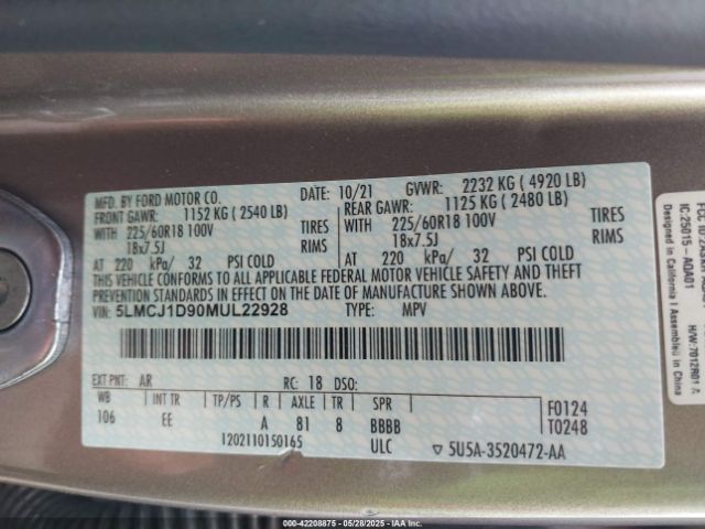 Lincoln Corsair Standard Image 9