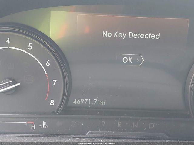 Lincoln Corsair Standard Image 13