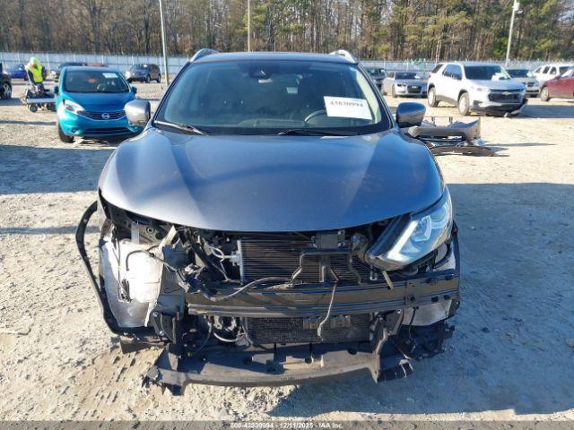 Nissan Rogue Sv Image 16