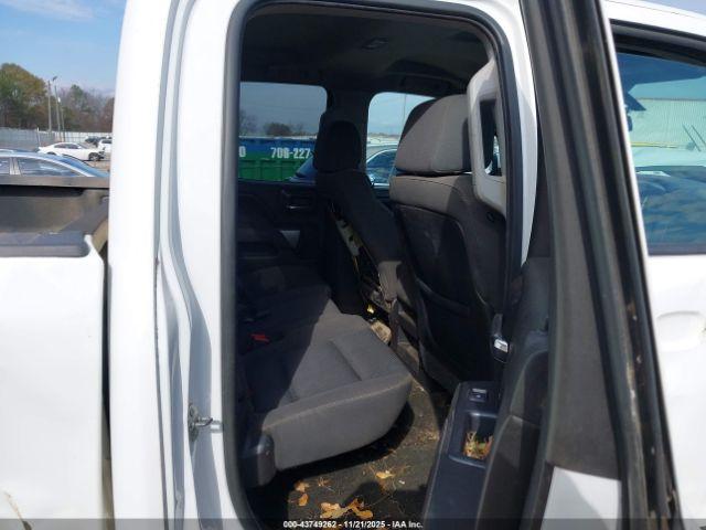 Chevrolet Silverado 2500 Lt Image 3