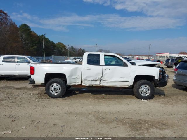 Chevrolet Silverado 2500 Lt Image 13