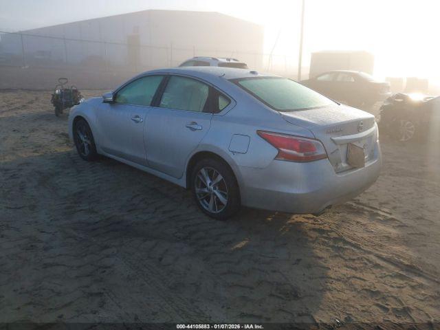 Nissan Altima 2.5 Sv Image 6