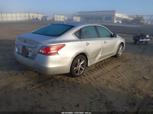 Nissan Altima 2.5 Sv Image 4