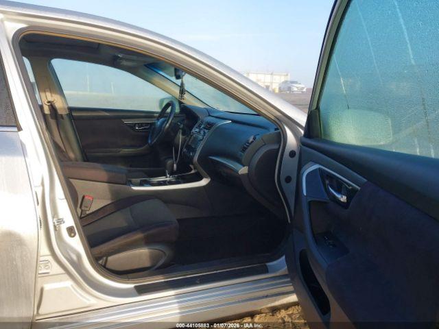 Nissan Altima 2.5 Sv Image 5