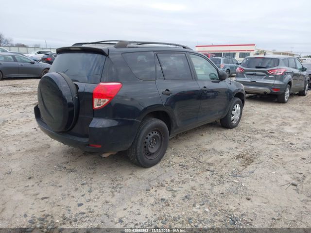 Toyota RAV4 Image 10