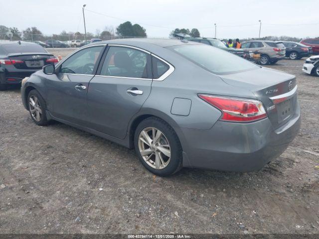 Nissan Altima 2.5 Sv Image 9