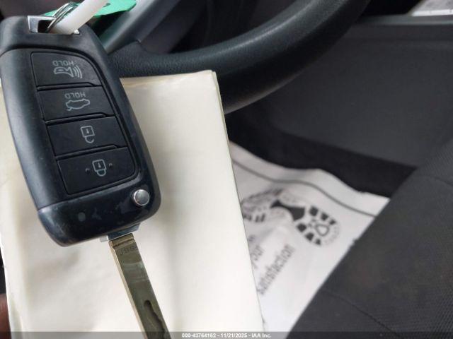 Hyundai ELANTRA Se Image 8