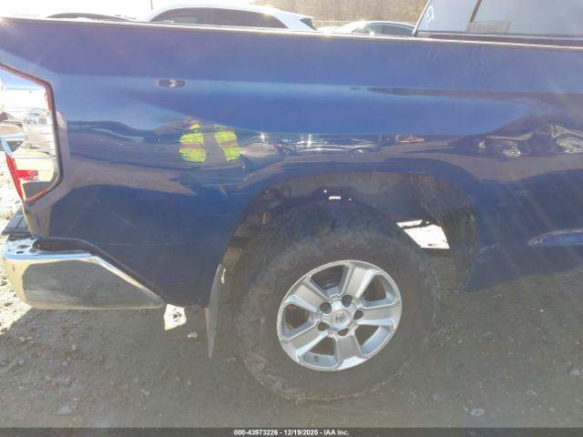 Toyota Tundra Sr5 5.7l V8 Image 14