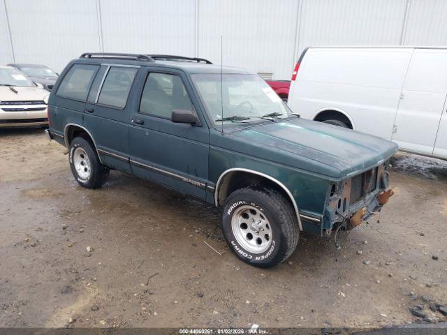  Salvage Chevrolet Blazer